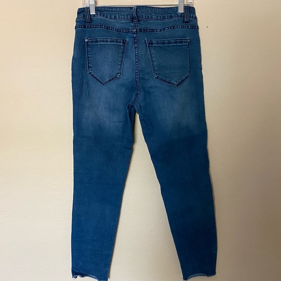 Kensie Distressed Jeans Size 10 - Picture 4 of 6